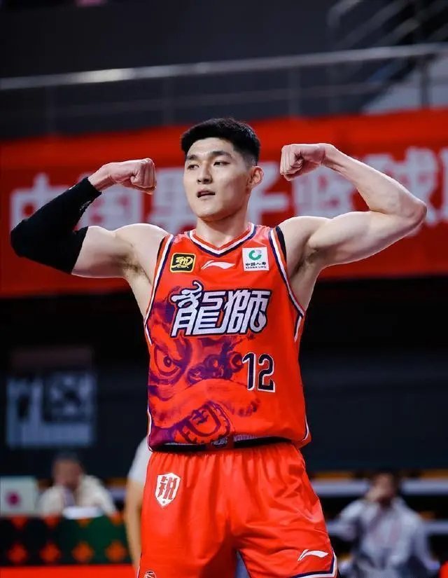 赛季是不是, 其中, LeM