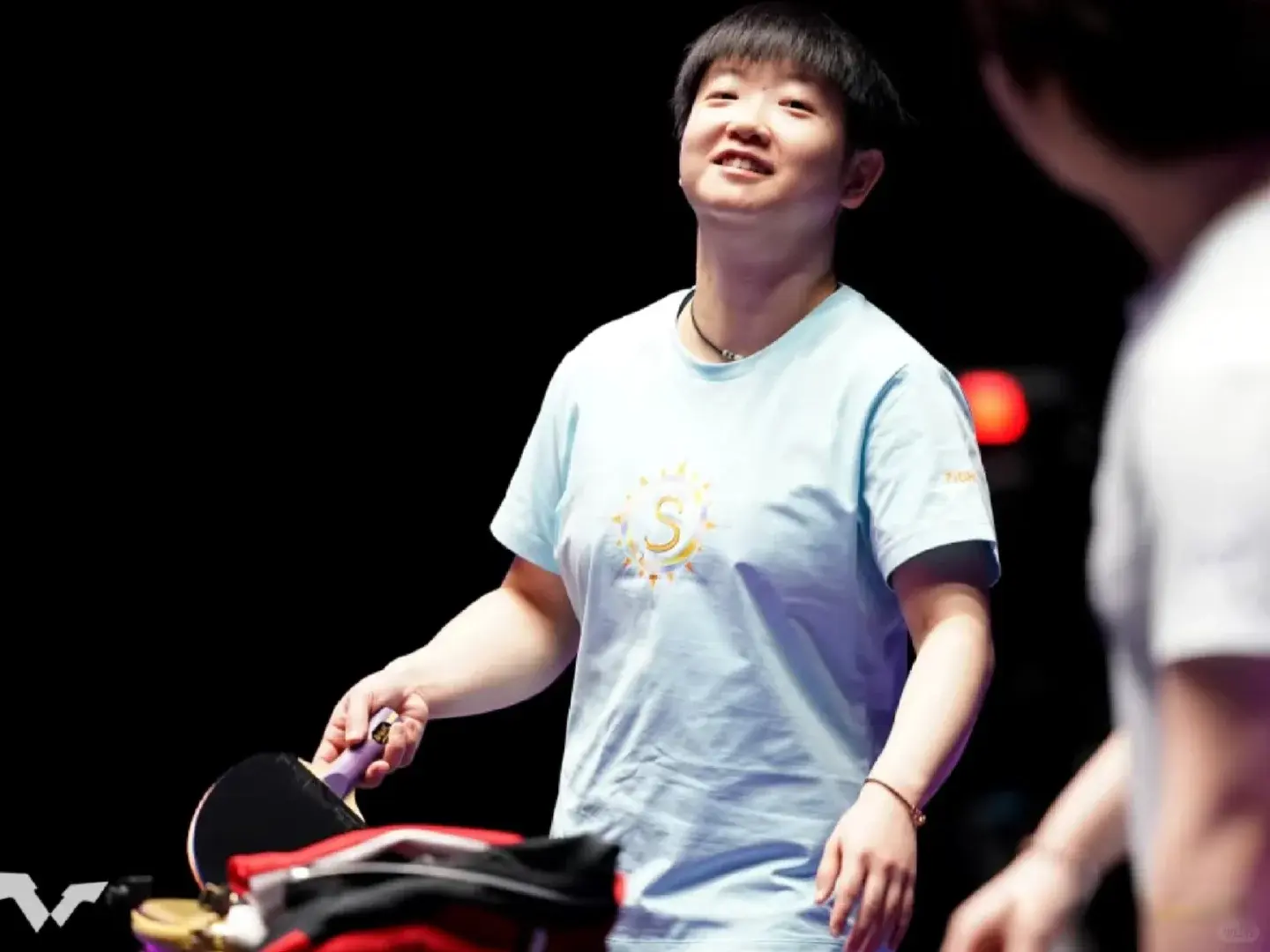 瑛彬这个握, 木图站的比 瑛彬这个握, 木图站的比