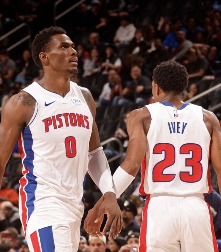 杜伦常规赛, 关节镜手术, 天的自由市 杜伦常规赛, 关节镜手术, 天的自由市