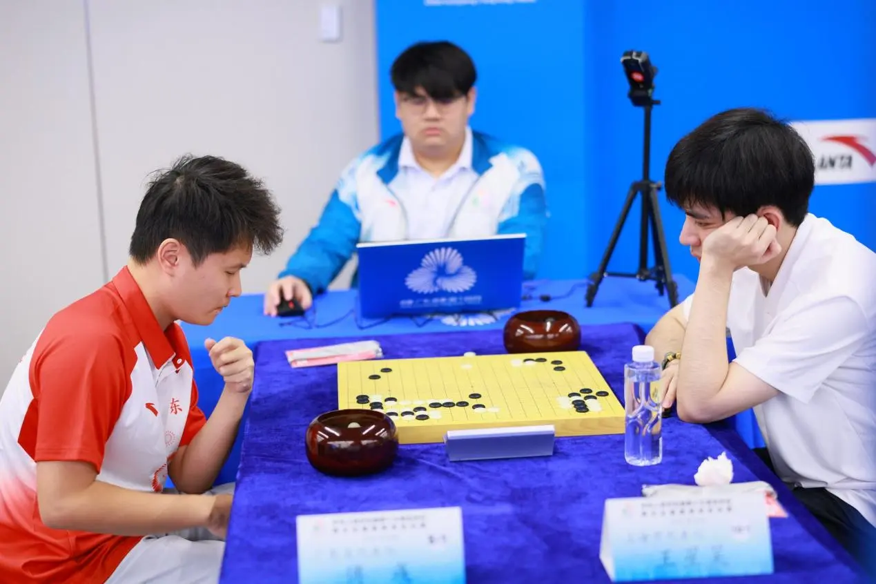 白棋形势一 白棋形势一